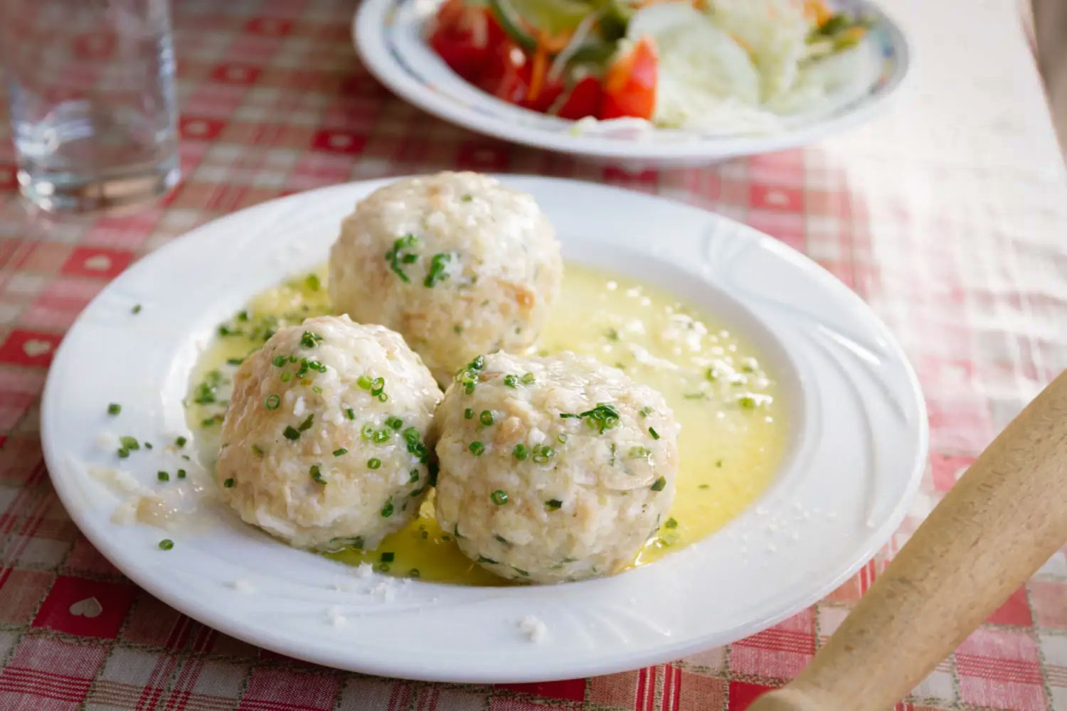 Alm Kueche Suedtiroler Knoedel
